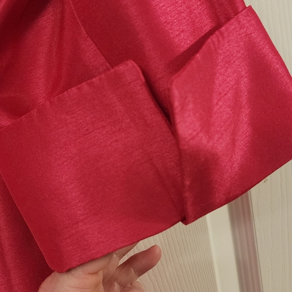 Women'sShantung Topper in Magenta Rose - Picture 4 of 8